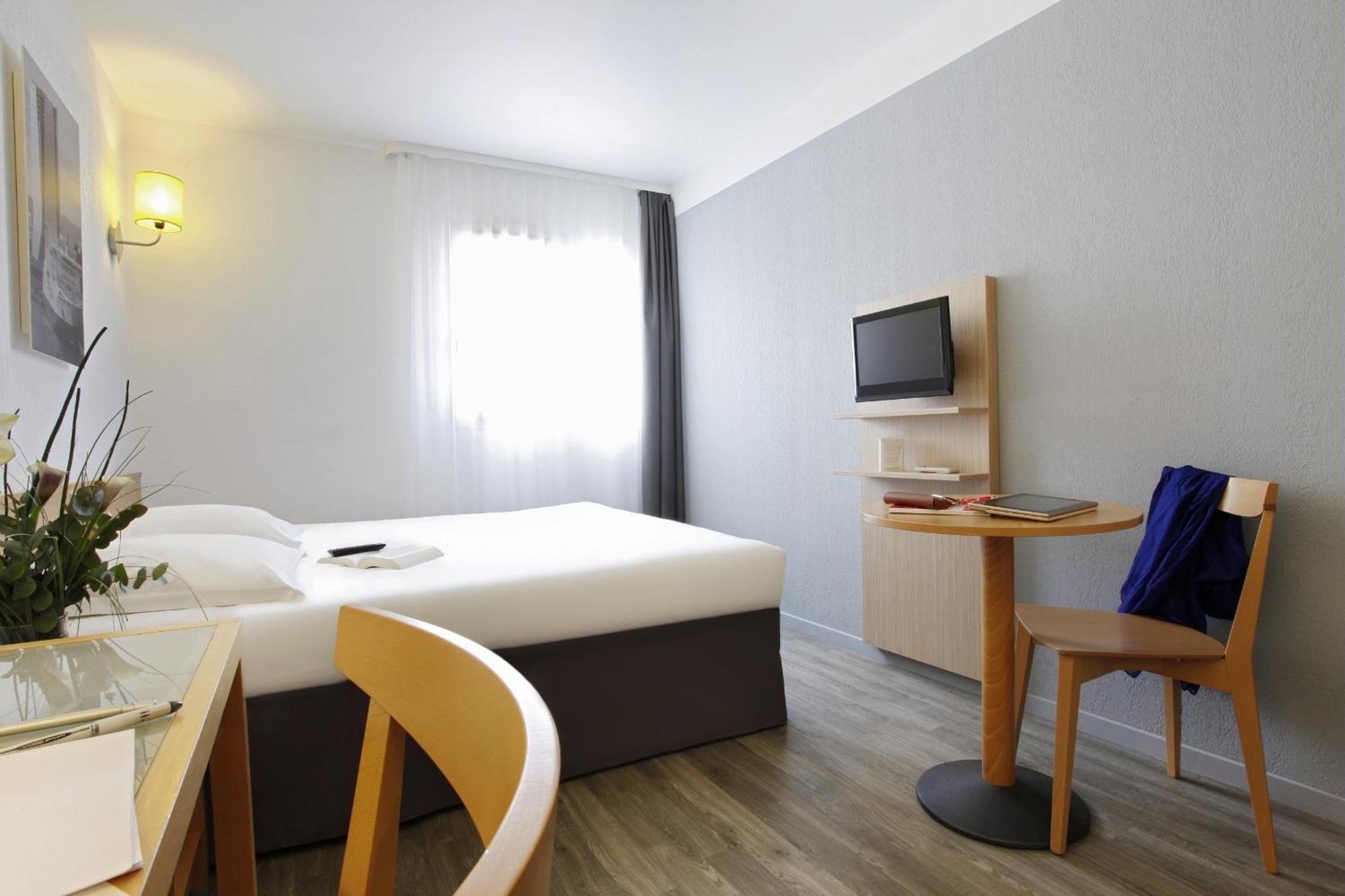 One-Bedroom Apartment,1704833385:JPEG